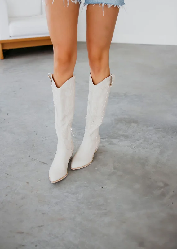 Samara Embroidered Western Boots