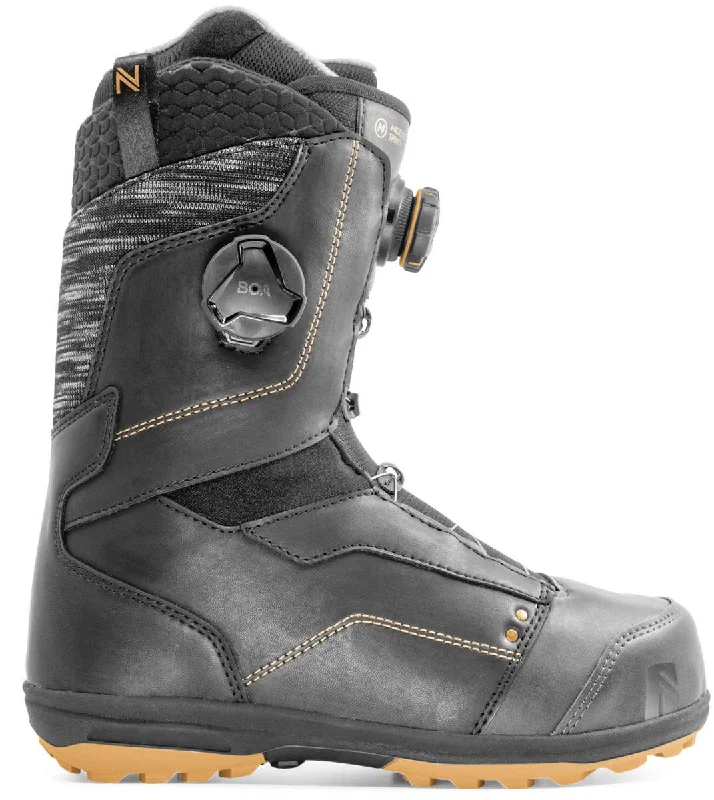 BLACK / 7