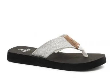White / 6 White / 6