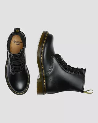 1460 Women's Black Leather Lace Up Boots 1460 Women's Black Leather Lace Up Boots