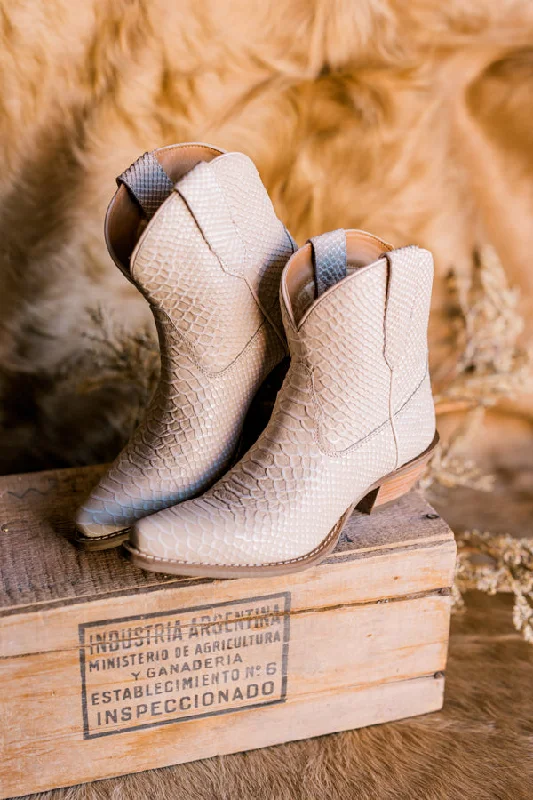 Dingo Sorta Sweet Genuine Leather Bootie