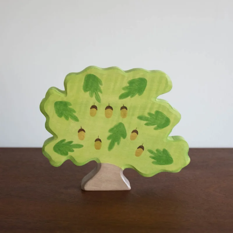 Holztiger Oak Tree