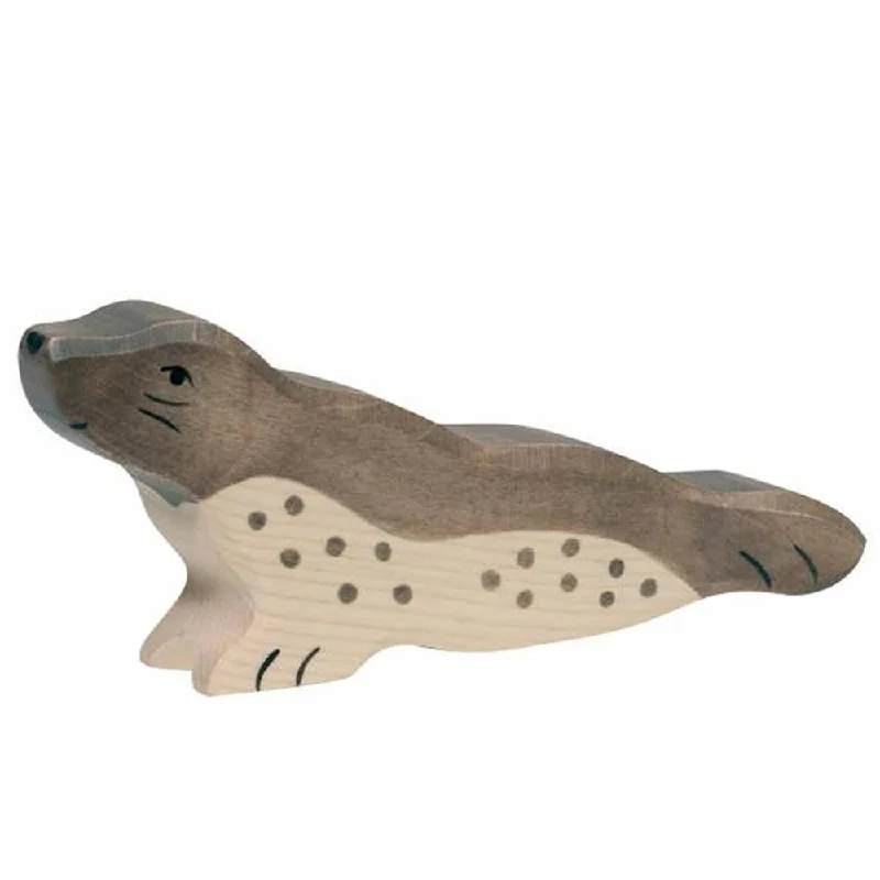 Holztiger seal with head forward