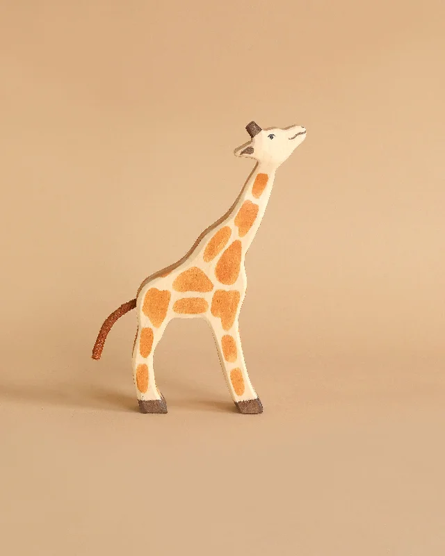 Holztiger Small Feeding Giraffe