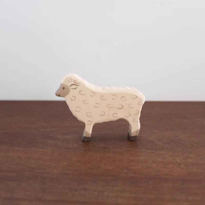 Holztiger White Sheep