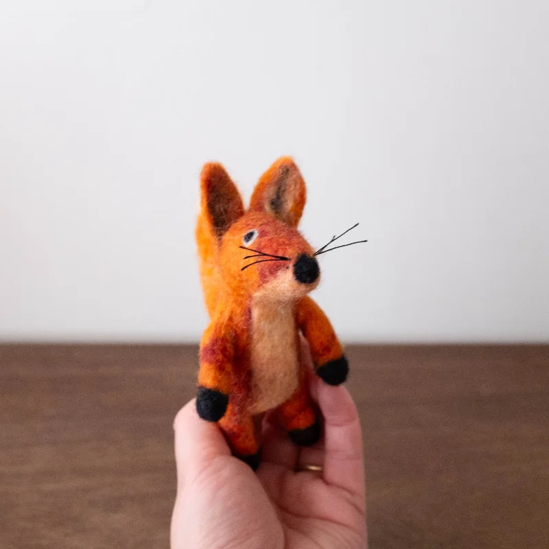NEW Wool Felt Finger Puppet- Fox